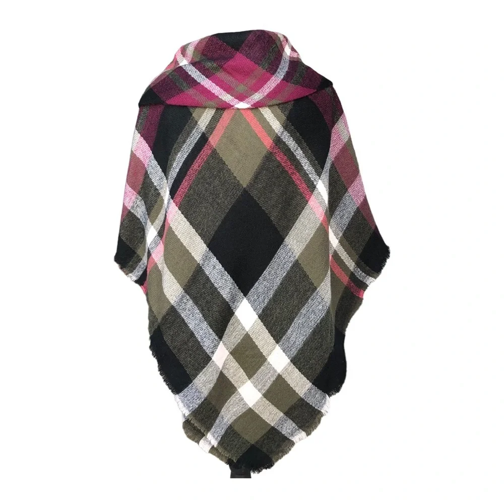MODENA Women’s Shawl One Size Fits All Multi Color Plaid‎ Fringed Loose Knit.